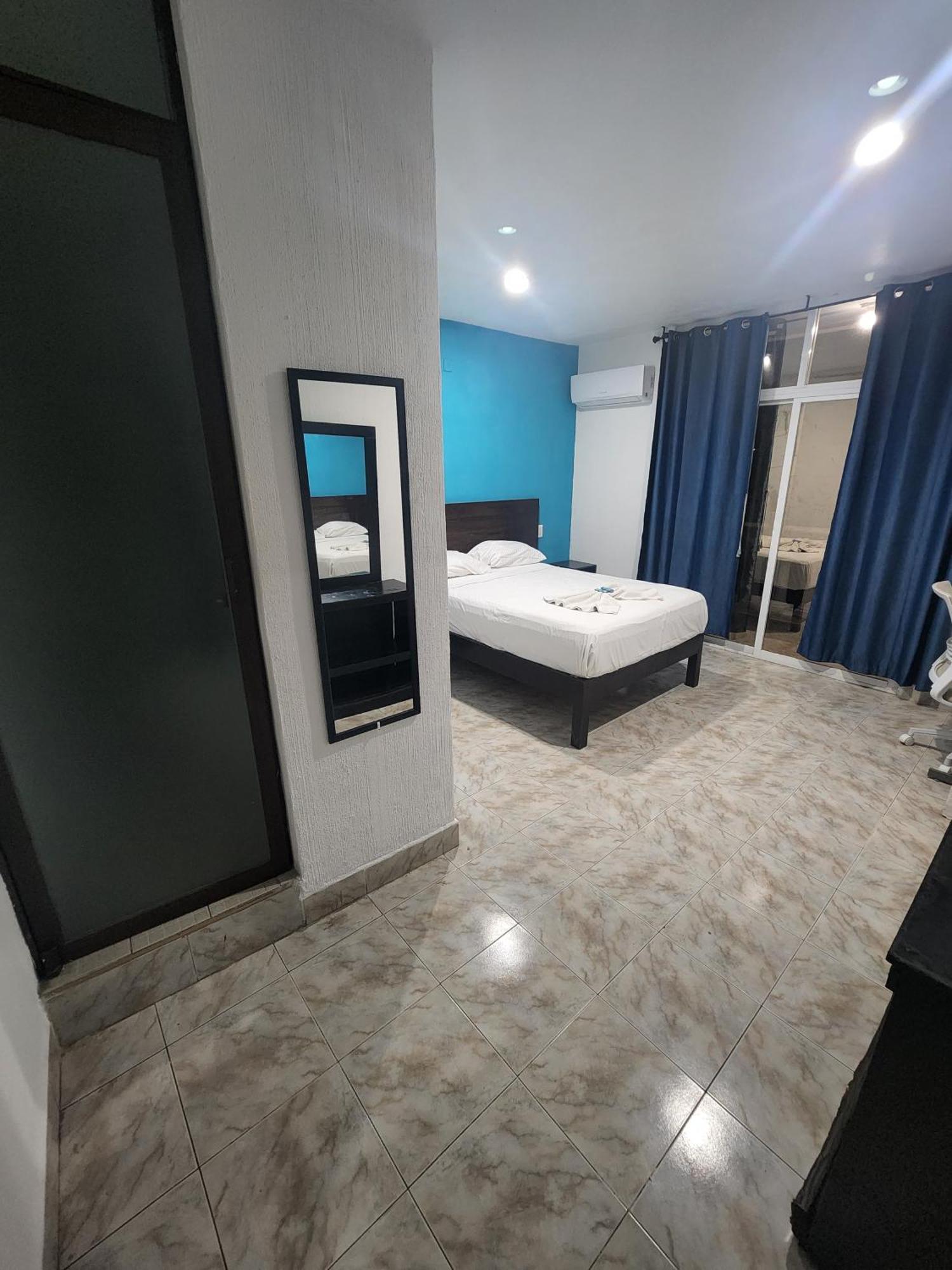 Hotel Turquesa Playa del Carmen Exteriör bild